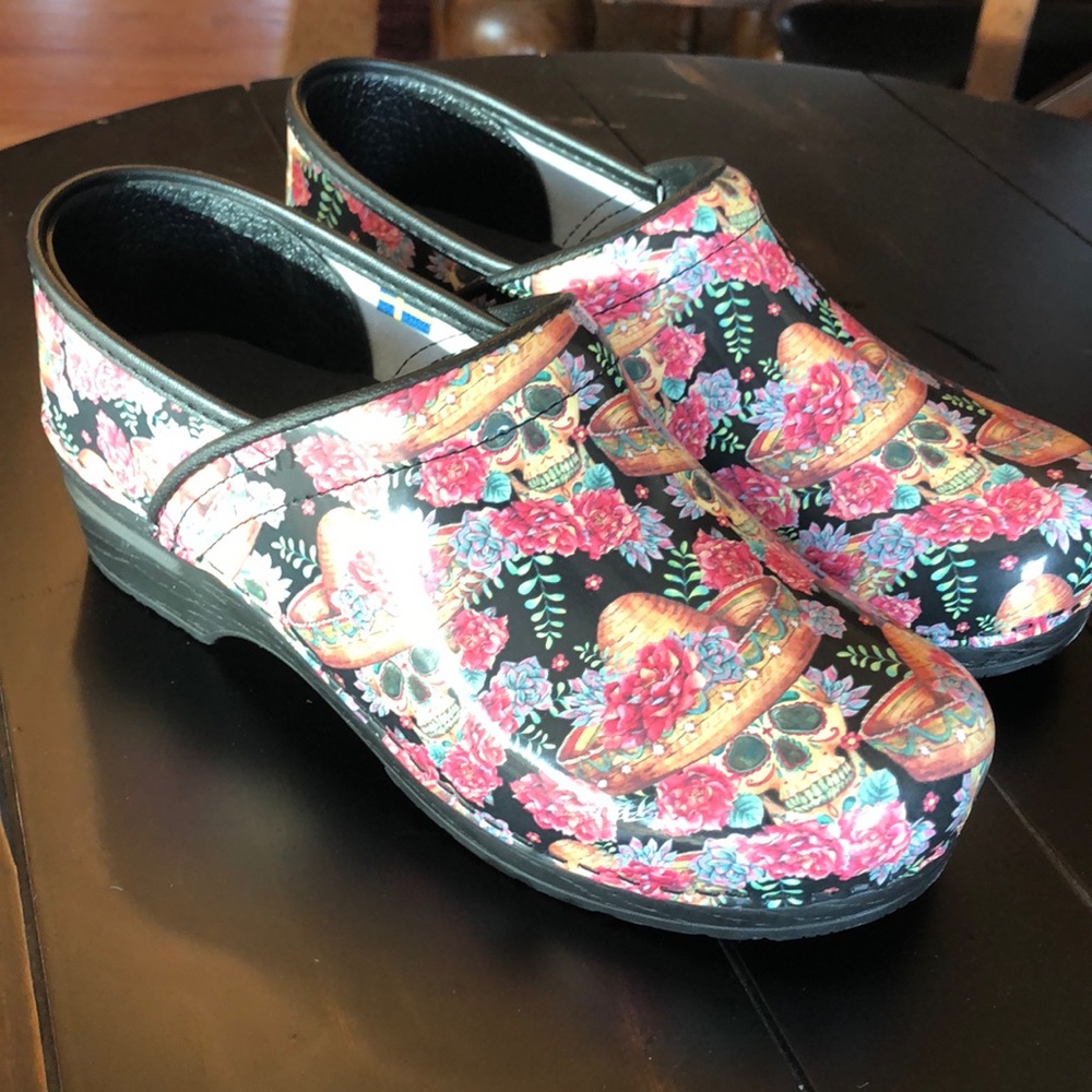 Bijork Nursing Shoes